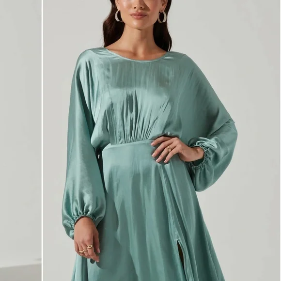 MARIN DOLMAN SLEEVE MIDI DRESS